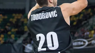 RETAbet Bilbao Basket se complica la vida y cae derrotado ante Partizan