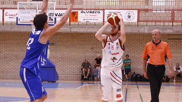 Edu Durán, un francotirador para el Amics. Windler y Martí renuevan en Oviedo y Prat