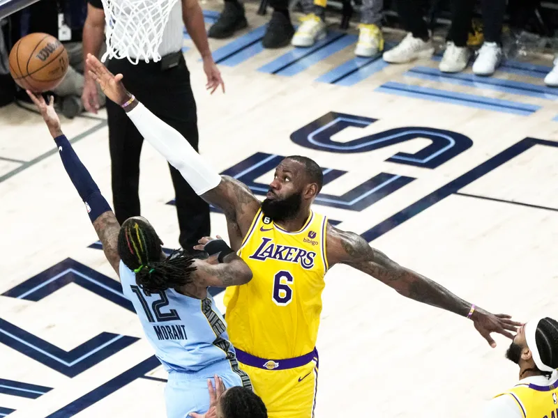 Lakers: LeBron admite que jugó ‘como una mierda’ en el quinto partido ante Grizzlies