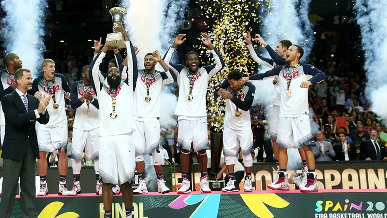 Ránking FIBA: Sin cambios arriba, suben Francia, Serbia y Senegal y caen Italia y Grecia