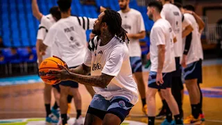 La esperanza para salvar la categoría pide perdón por sus problemas con la policía