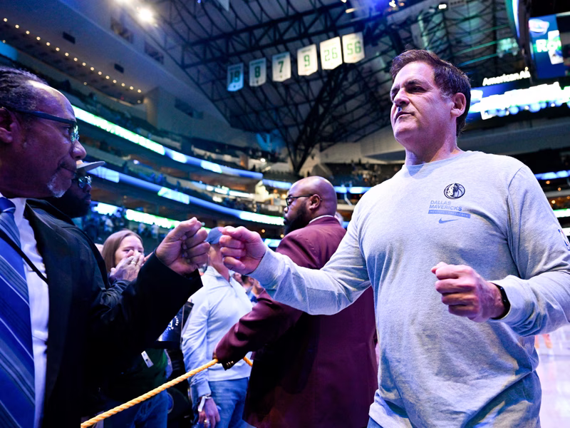 ¿Por qué Mark Cuban vedió a los Mavericks y qué pasará ahora con la franquicia?