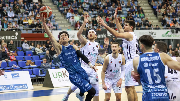 Sus números revientan la LEB Oro: ¿Quién es Alex Barcello?