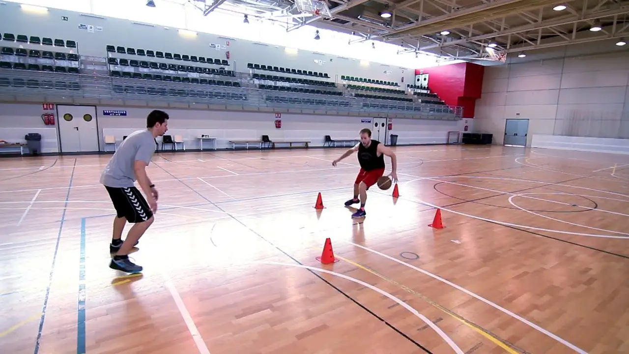 Cómo entrenar la velocidad en el baloncesto