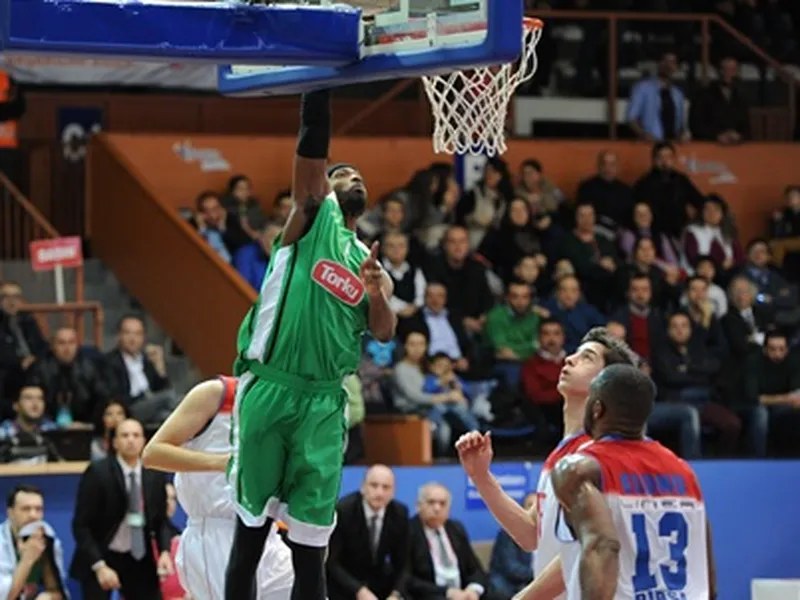 Llega Jordan Farmar al Dogus; rajadas de Ataman; el show de Vesely