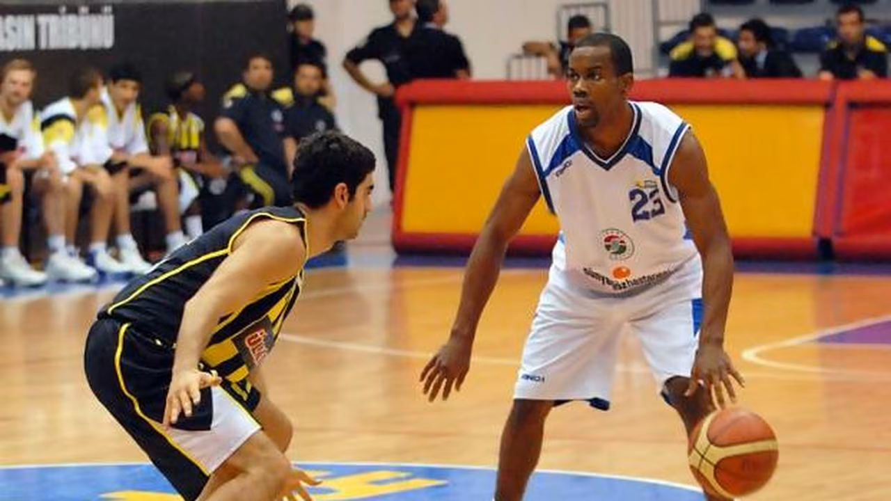 Kammron Taylor retorna a la LEB Oro ¿y Starosta también?