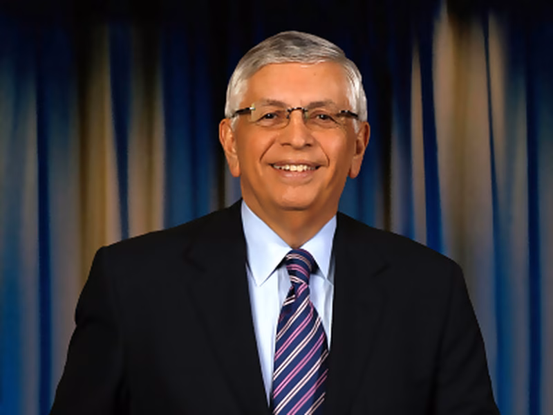Stern impone su ley ante Popovich