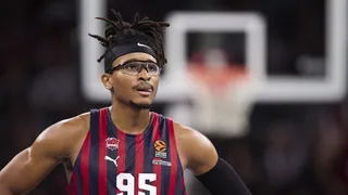 Chima Moneke y su “frustración” con los últimos rumores de fichaje