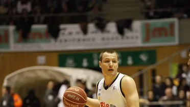 Zoco Liga Endesa: Rafa Luz continuará en Obradoiro, Rafa Martínez, en Valencia