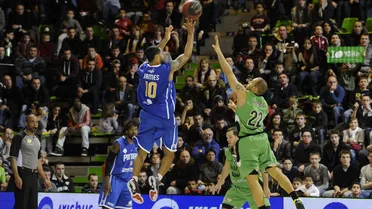Impactante Dominic James: llegar y convertirse en MVP