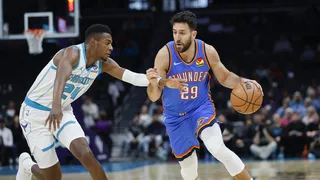 NBA: Vasilije Micic sigue sin minutos en OKC. ¿Debería jugar más?