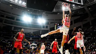 Desbandada en Estrella Roja: otro jugador que se marcha