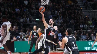 Euroliga: Virtus Bolonia fuera de playoffs y Shengelia se desespera