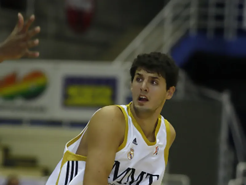 EL- J10 (jueves); Baskonia asciende a la segunda plaza, Madrid la mantiene, mientras Barcelona y Unicaja no consiguen escalar de la tercera
