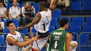 Jugadores Adecco Oro y Adecco Plata sin equipo confirmado (listado no oficial). 4ª parte: ALA-PIVOTS