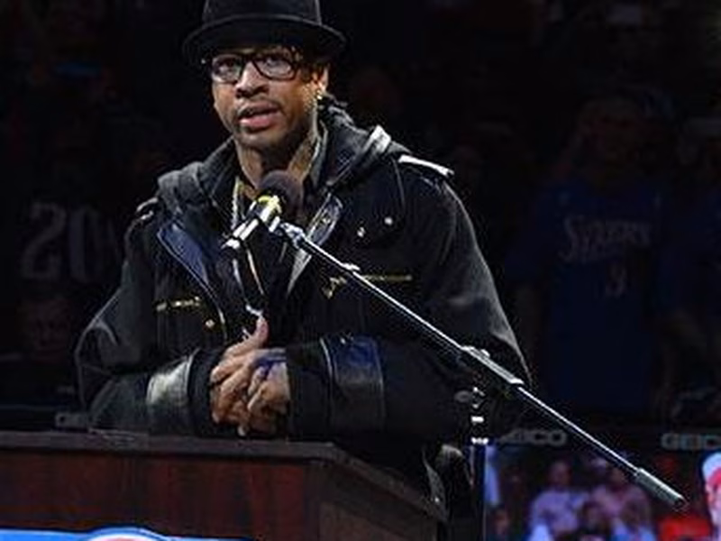 Los Sixers retiran el #3 a Iverson en el festival anotador de Ariza (40 puntos)