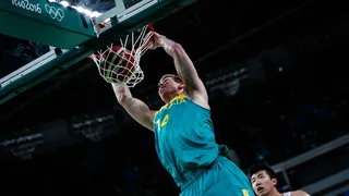 Australia, sin Bogut, vuelve a la senda de la victoria ante China (68-93)