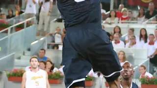 NBA Playoffs: La fe en el colectivo permite seguir vivos a los 76ers. Lakers salvan los muebles gracias a su acierto desde el tiro libre