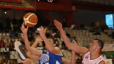 Ramon Espuña, baja por lesión. Caner-Medley y posiblemente Michel Diouf, bajas por una pelea