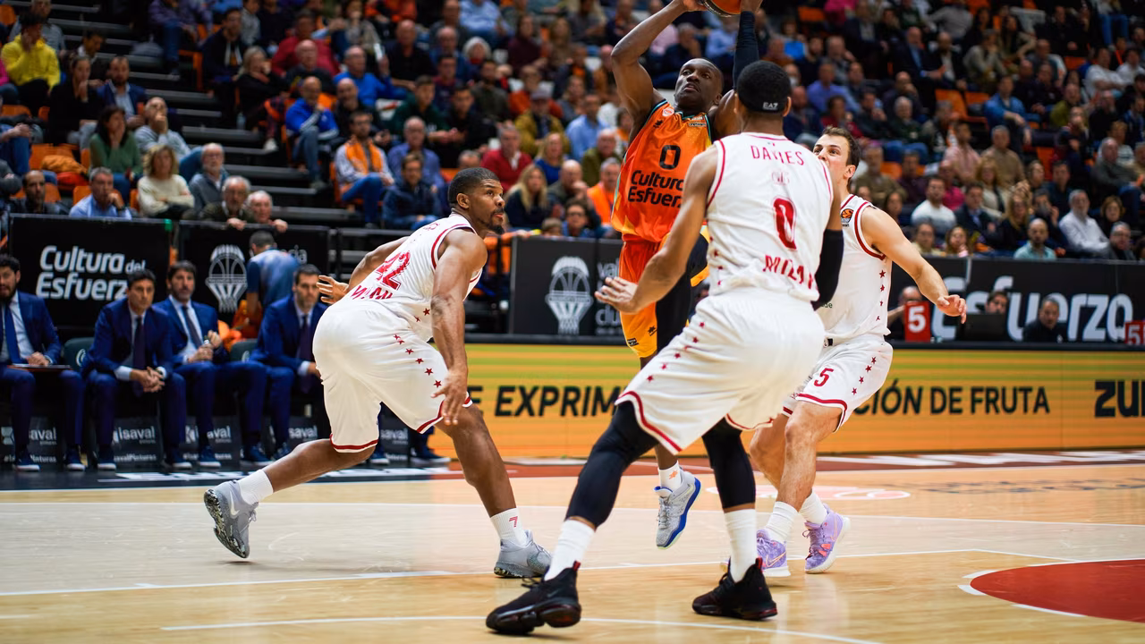 Fuera de rotación y quiere cambiar de aires: la salida inesperada de Valencia Basket