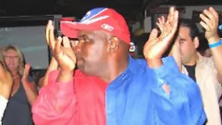 Mark Cuban quiere fichar a un aficionado