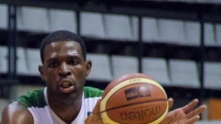 Adecco Plata. Los mejores de diciembre: Atoyebi, MVP. Carles Duran, mejor entrenador