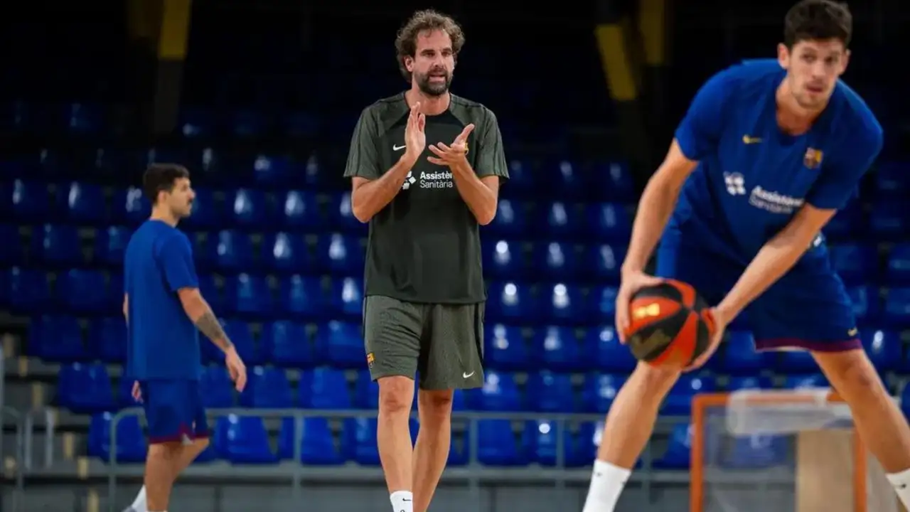Los errores de Roger Grimau: un Barcelona sin identidad ante el Real Madrid