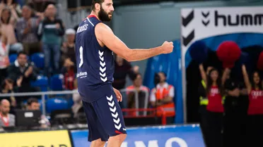 Bourousis, Rey de diciembre. Joan Peñarroya, hacia la Copa con MoraBanc Andorra
