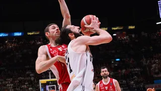 En la rampa de salida un ex mítico del Real Madrid, sólo ha durado un año