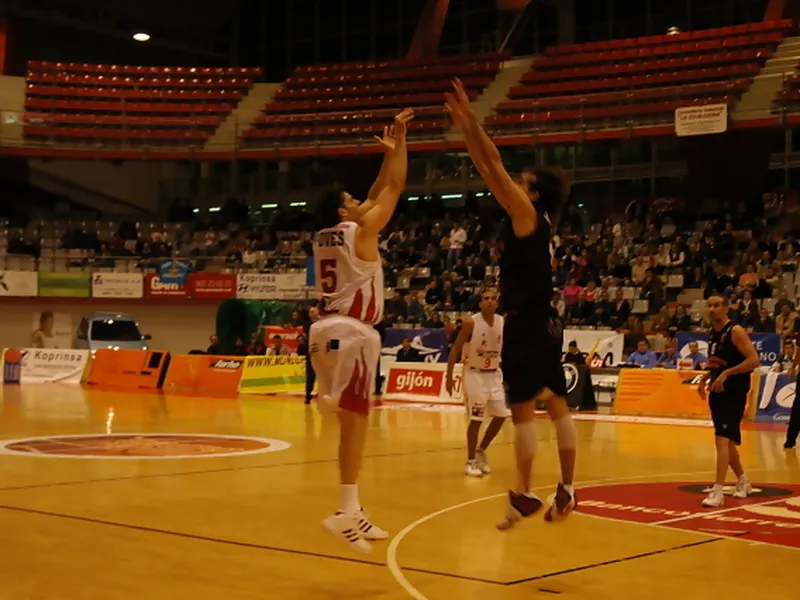Chus Poves sustituye a Iñaki Narros en Palencia Baloncesto