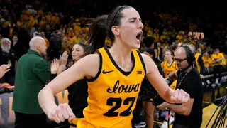 40 puntos y un triple ganador que enloquece a la NCAA