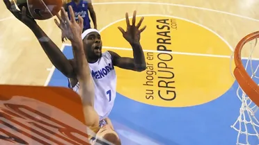 Un gran Radenovic no puede con un Asefa Estudiantes superior (65-74)