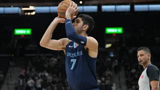 Así responde Santi Aldama a la NO extensión de contrato de Memphis