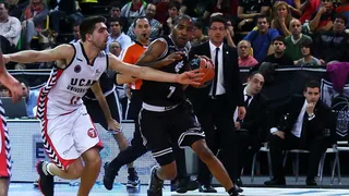 Bizkaia Bilbao Basket acaba con UCAM Murcia en 20 minutos
