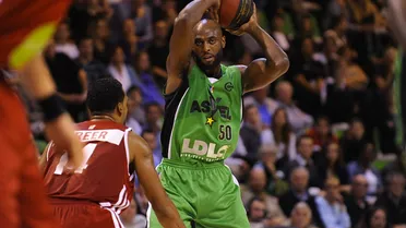 El increíble afán de superación de Chris Wright y las intimidades de Nanterre