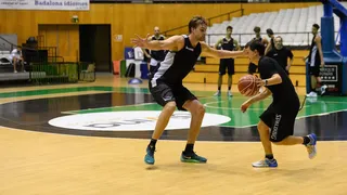 Paul Mokeski, exNBA sobre Garrett Stutz: “Muy buen reboteador con alto basketball IQ”
