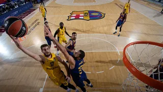 Maccabi desnuda al Barça y lo deja sin liderato (67-68)