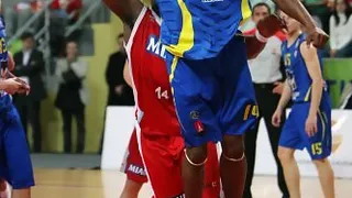 Mercado LEB Bronce: Clemmons deja Molina, Sánchez renueva en Ávila y Navarra ya tiene entrenador