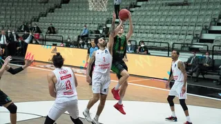 El Joventut arrasa al Bahcesehir a domicilio (72-91)
