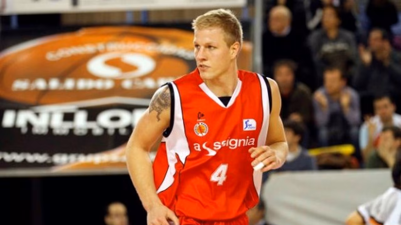 Haukur Palsson abandona Manresa y pone rumbo al Breogán de Adecco Oro