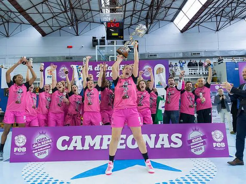 El CB Conquero conquista su primera Copa de la Reina (52-60); Adaora Elonu, MVP