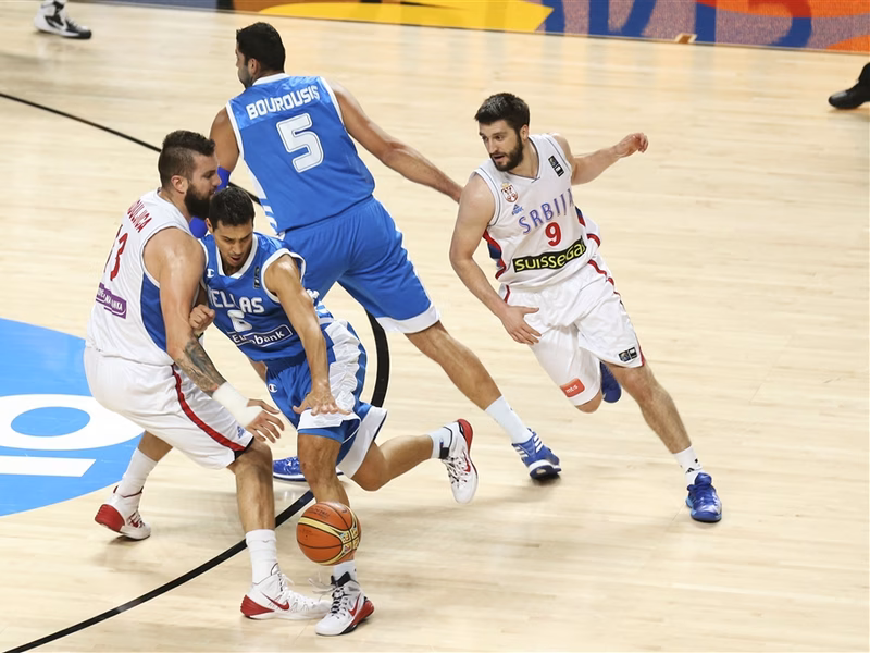 La Serbia de Bogdan Bogdanovic y Djordjevic elimina a Grecia y ya está en cuartos (90-72)