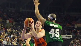 Sean Rooks pide disculpas y DKV sopesa su reincorporación