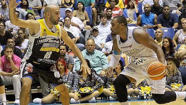 Jesse Pellot tira de Vaqueros y quita protagonismo a la pelea Hodge-Akindele