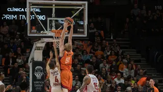 Valencia Basket y Monbus Obradoiro hacen oficial la cesión de Tryggvi Hlinason