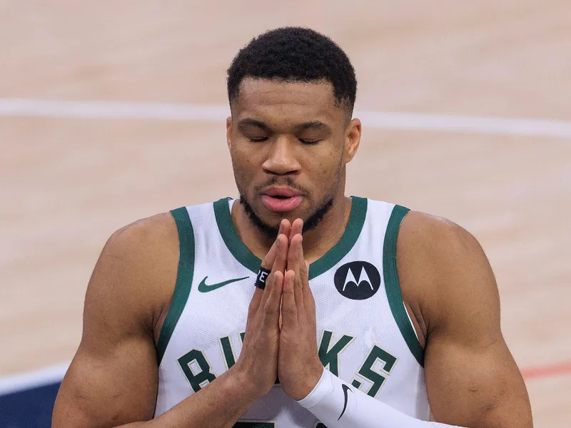 No lo espérabamos… El equipo al que Giannis Antetokounmpo quiso unirse en verano