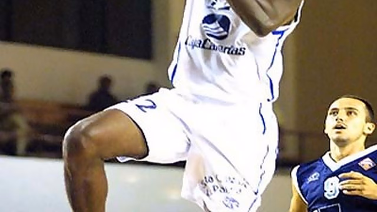 Primer jugador para U.B La Palma: Steven Edwards