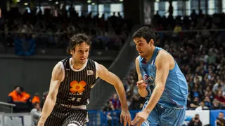 El Uxue Bilbao Basket derrota al Asefa Estudiantes a golpe de triple (79-88)