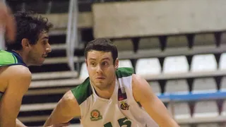 Joan Faner seguirá dirigiendo el juego de Amics Castelló