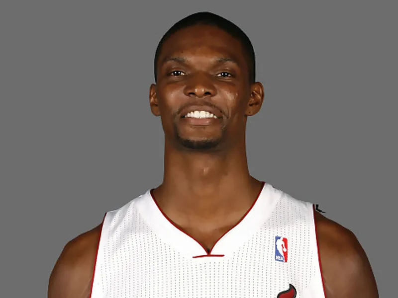 Chris Bosh se queda en Miami (118×5); el menudo Isaiah Thomas firma con los Suns